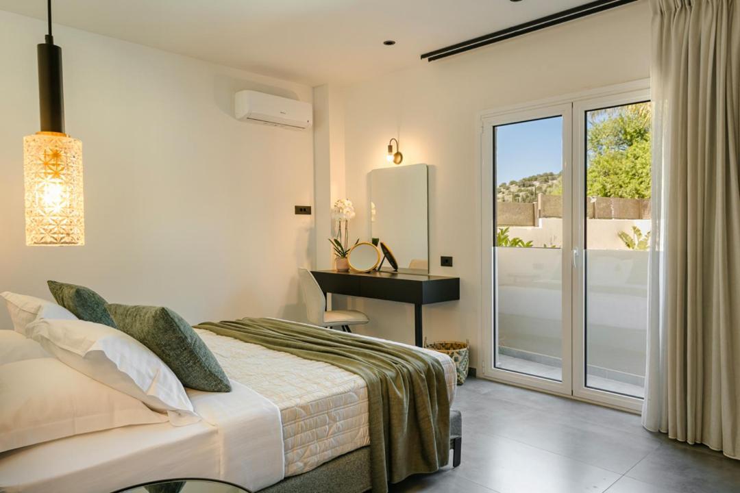 X Luxury Suites Argostoli  Luaran gambar